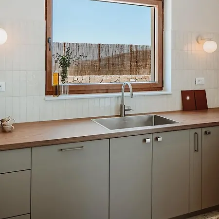 Casa Luma Design Villa, Heated Pool & Privacy