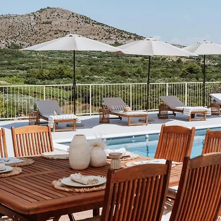Casa Luma Design Villa, Heated Pool & Privacy 别墅 *