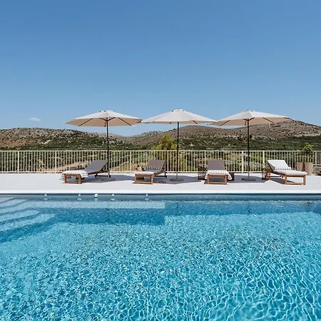 别墅 Casa Luma Design Villa, Heated Pool & Privacy Donje Polje